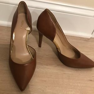 Brown pumps